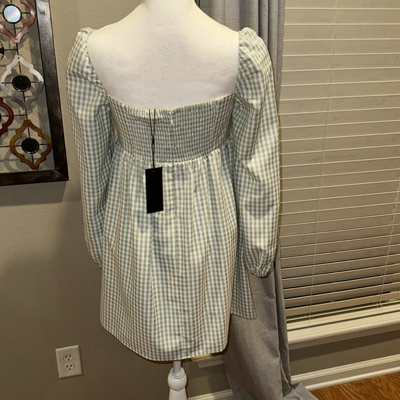 Gianni Bini
Kennedy Gingham Long Sleeve Sweetheart Neck Babydoll Dress - Picture 4 of 5